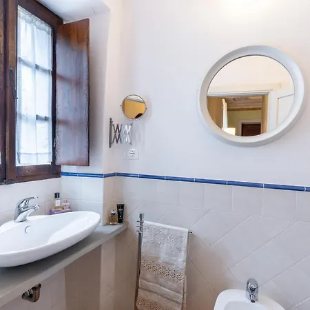 Πανσιόν Case Bernardini - Historic Tuscan Homes With Pool Coreglia Antelminelli