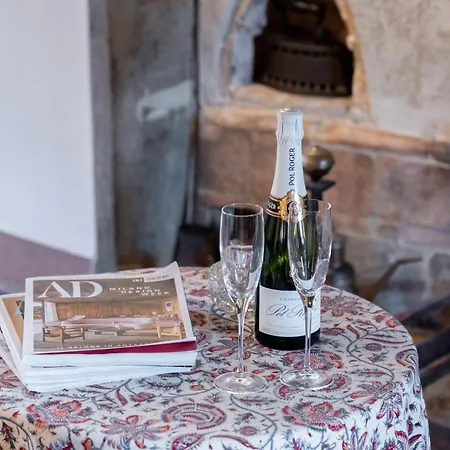 ゲストハウス Case Bernardini - Historic Tuscan Homes With Pool Coreglia Antelminelli