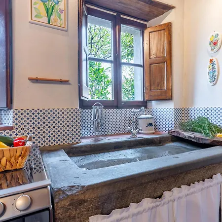 Гостевой дом Bernardini - Historic Tuscan Homes With Pool