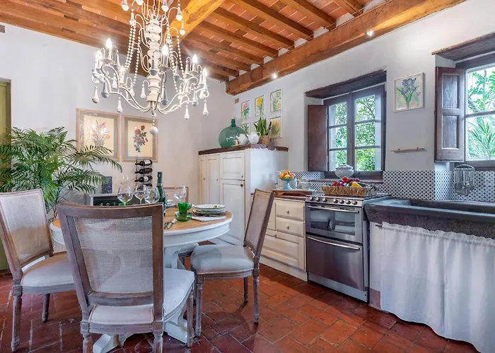 Konukevi Bernardini - Historic Tuscan Homes With Pool 3*